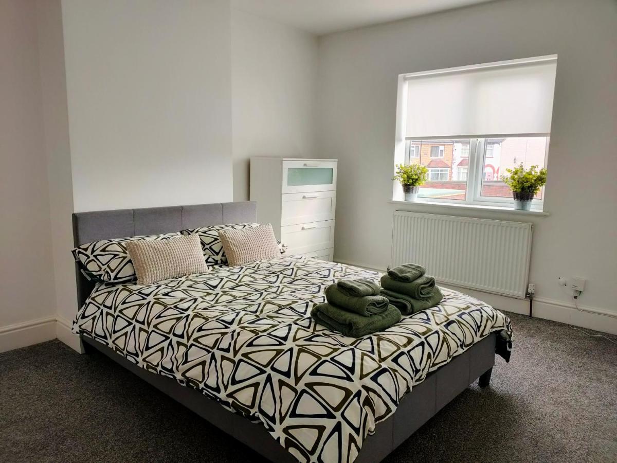 Wentworth Road Accomodation ドンカスター エクステリア 写真